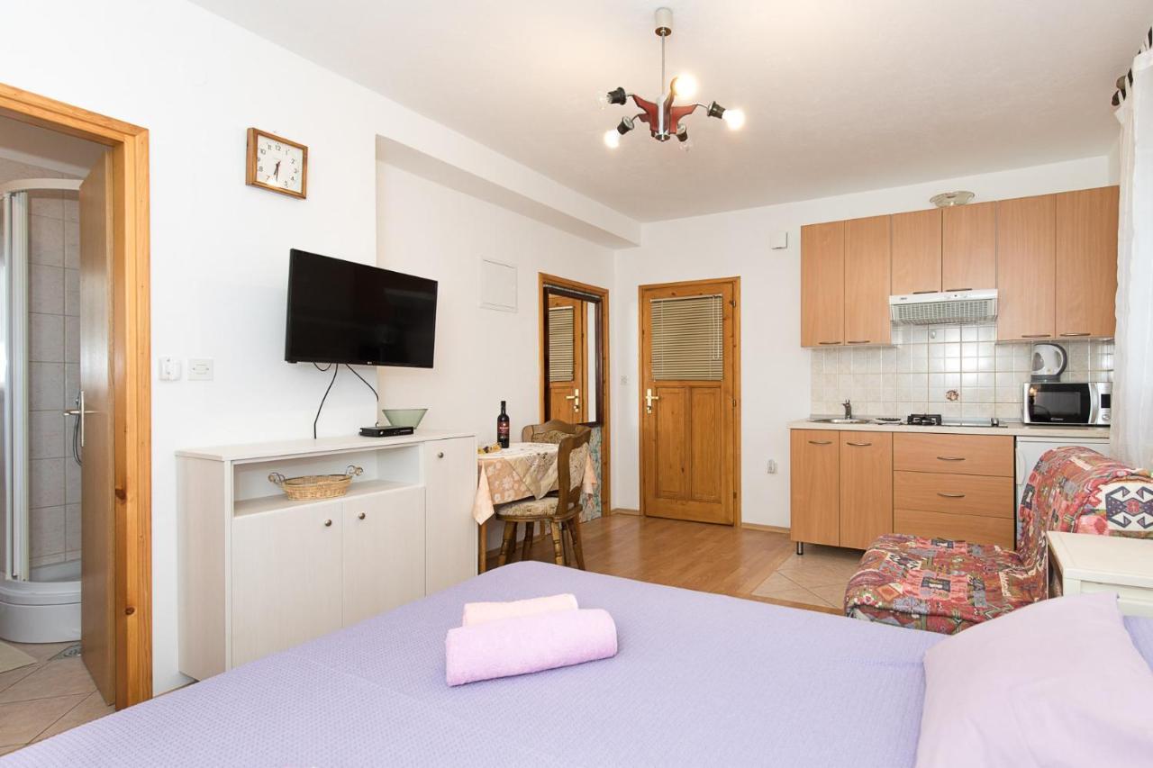 Apartment Stefano Vrh  Екстериор снимка